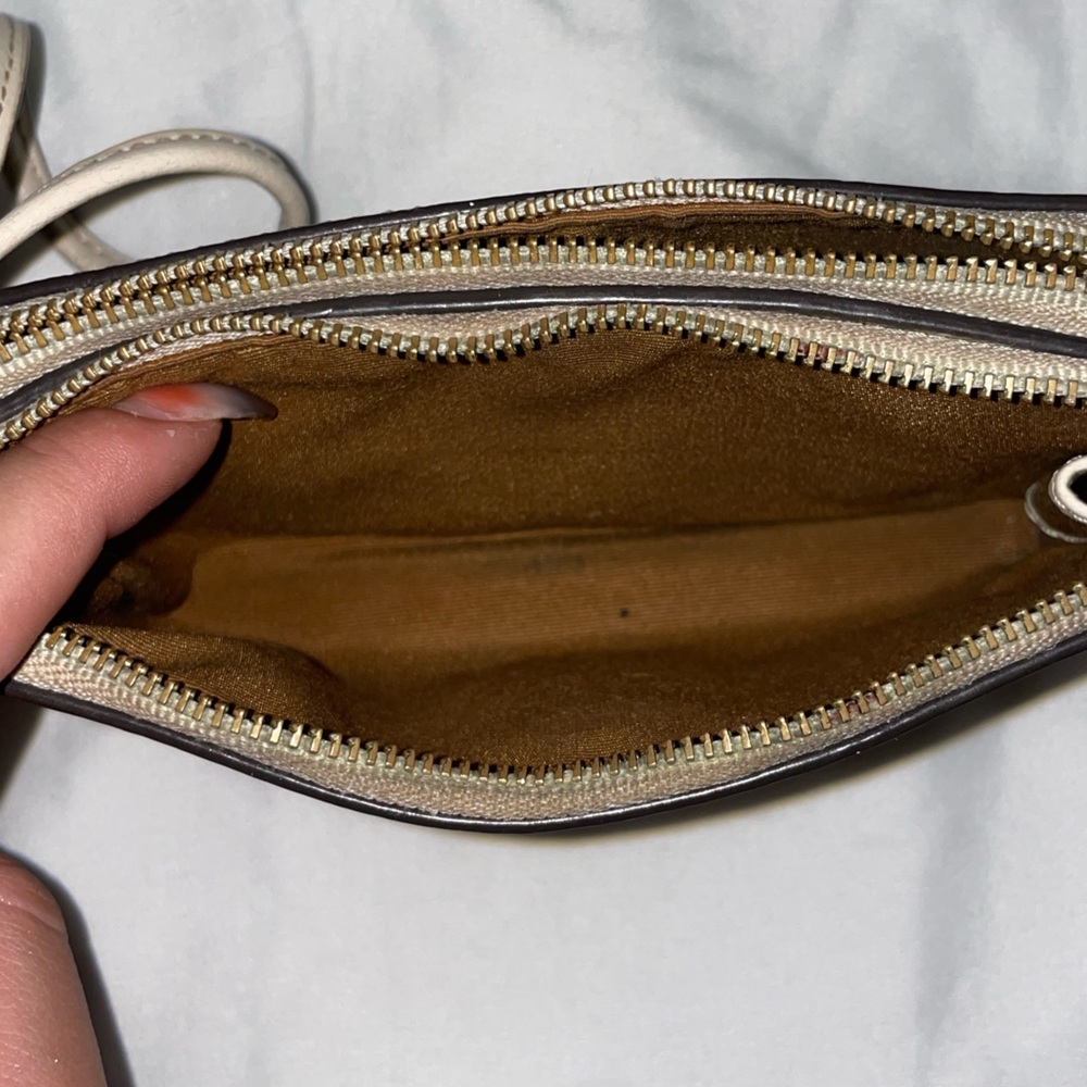 Coach Wallet - Picture 6 of 6